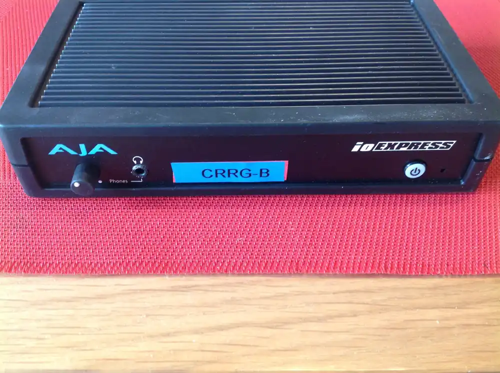 Billig AJA ioExpress Cross-Plattform I/O Interface
