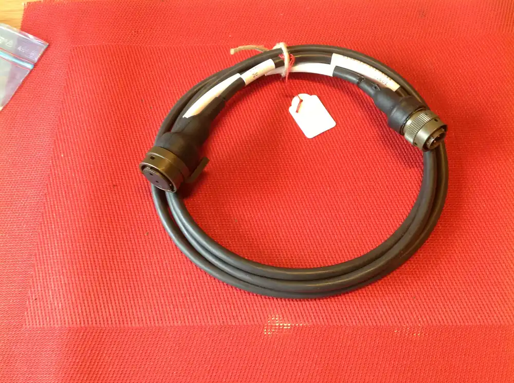 Starkstromkabel, Stromversorgungskabel 78024 97610 mit 2 pol. Buchse Nr.2c u. 3 pol. Stecker m. Preis Gesenkt