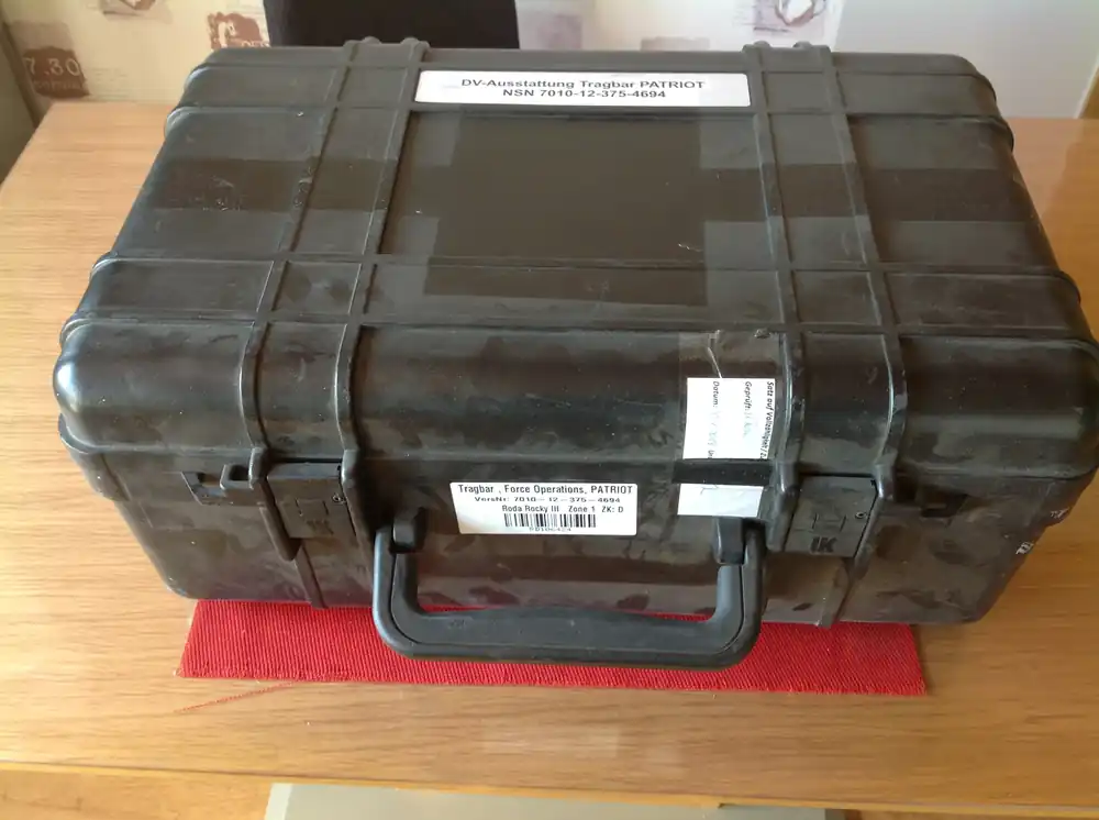Hartschalenkoffer UK, Staub-u. Wasserdicht, 55 x 37 x 23 cm Preisreduziert