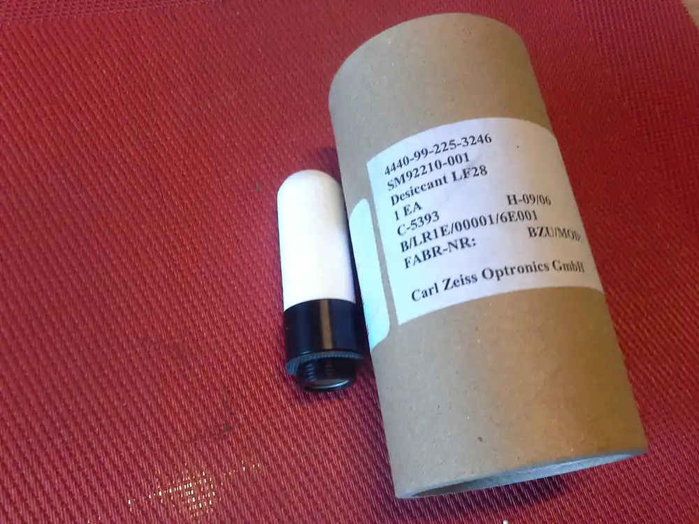 Abverkauf Desiccant LF28, Trockenmittel LF28 für ein Carl Zeiss Gerät
