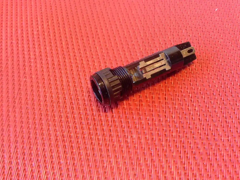 Zertifiziert Lampenfassung 6L.5881.002.00-001