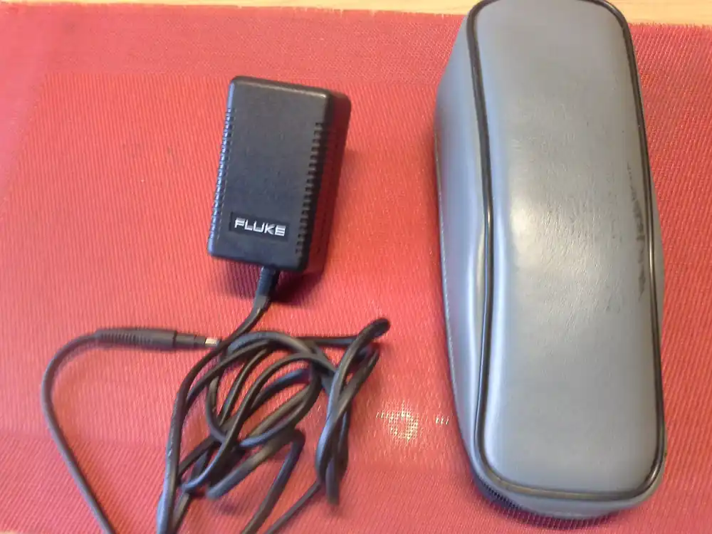 Wochenendangebot Fluke, PM 8907/801, AC/DC Adapter