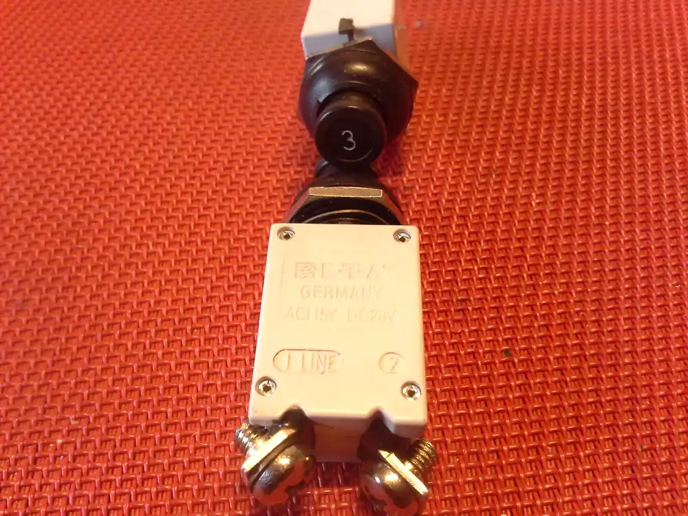Meistverkauft E-T-A-Schutzschalter 483-G611-KIMI-A1S0Z- 3 A
