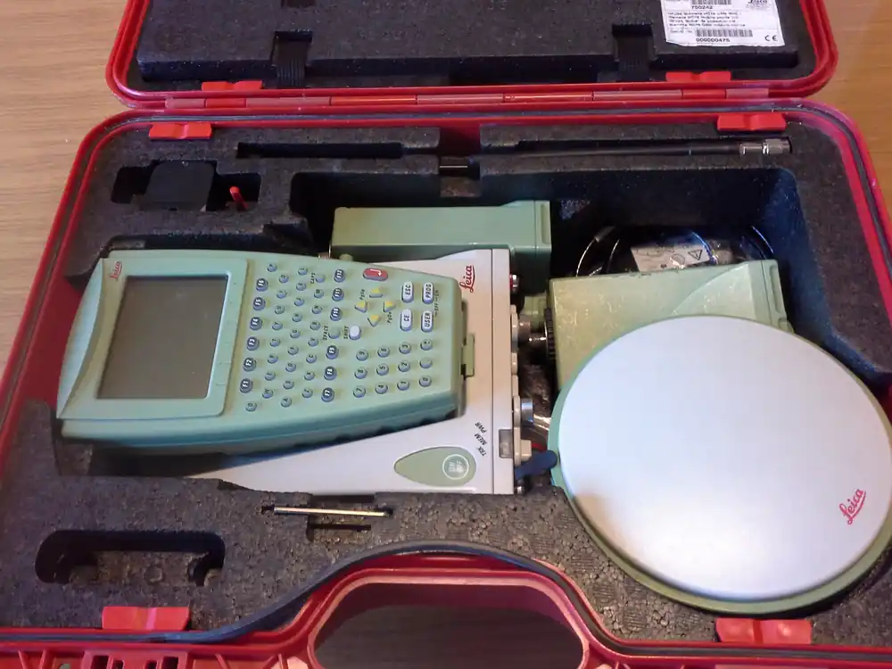 Leica, Vermessungsausstattung, GPS System 1200 Sale