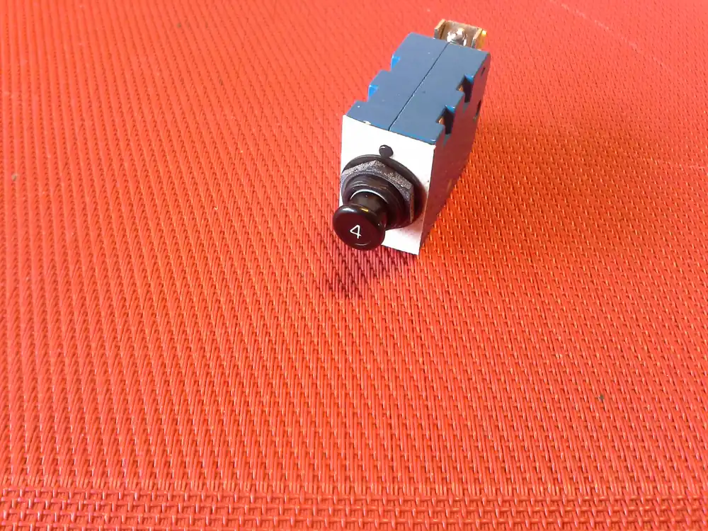 Schutzschalter, Curcuit Breaker, 4 A, Flugzeug, Transall C-160 Begrenztes Angebot