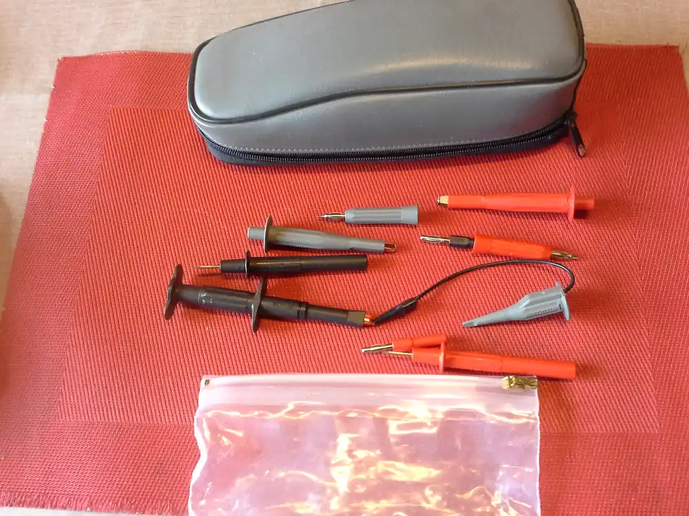 Fluke, PM 8918, Messleitungen, Messspitzen und Messklemmen, Prüfausstattung Sonderaktion