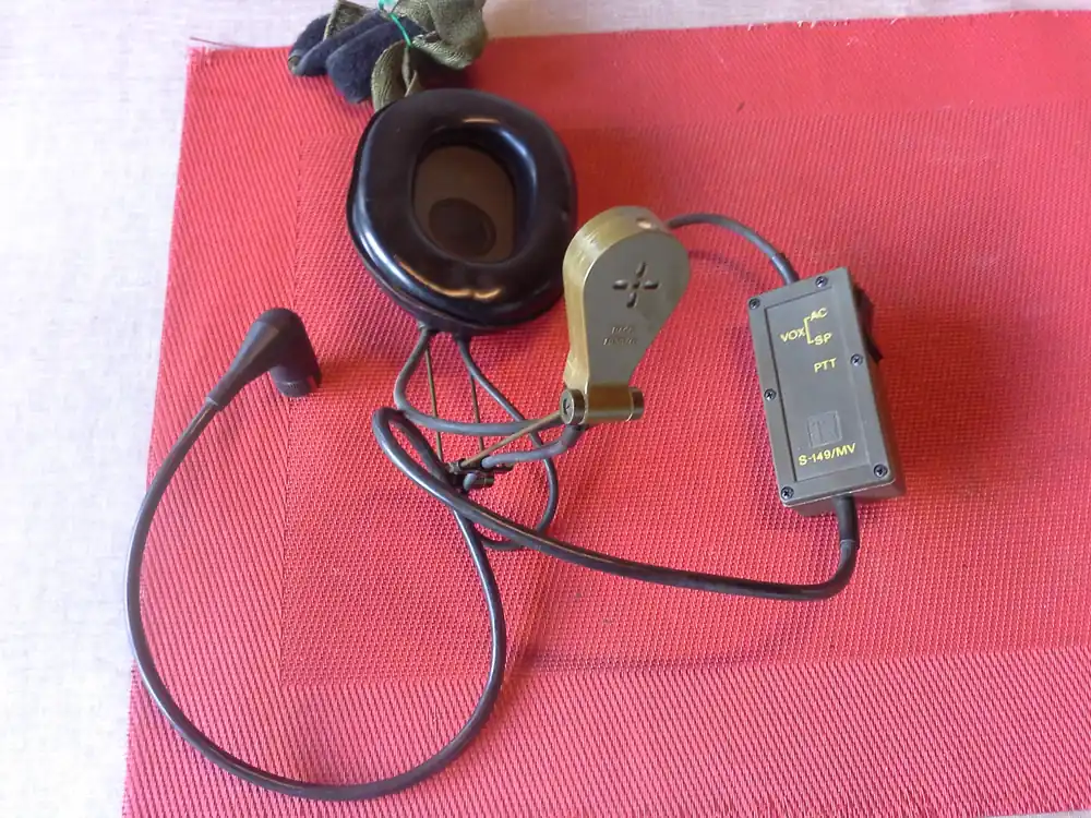 Abverkauf Kopfsprechgarnitur H-149/MV + S-149/MV mit NF-7 Stecker