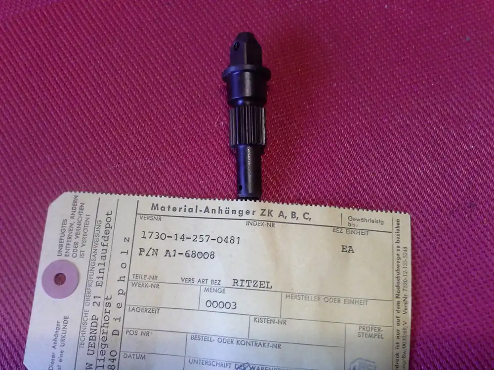 Letzte Chance Stellbolzen, Ritzel, A1-68008, Flugzeug, Transall C-160