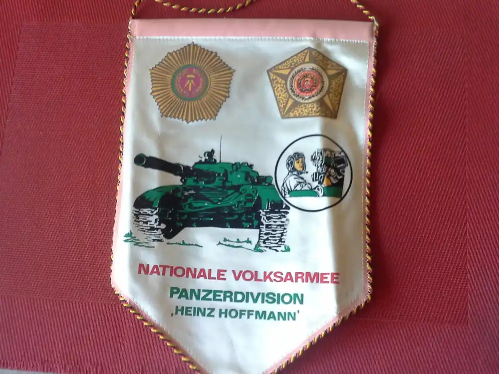 Meistverkauft Wimpel, Nationale Volksarmee, Panzerdivision "Heinz Hoffmann"