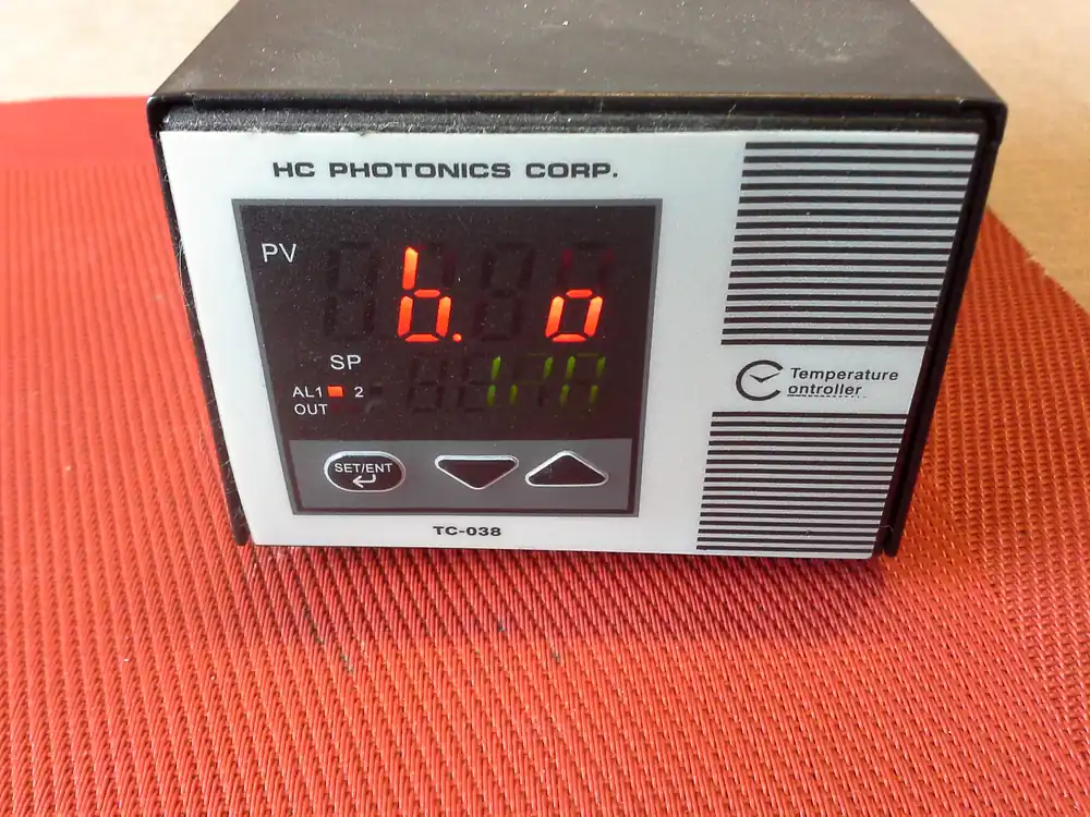 Bestpreis HC Phototonics, TC-038, Temperatur Controller