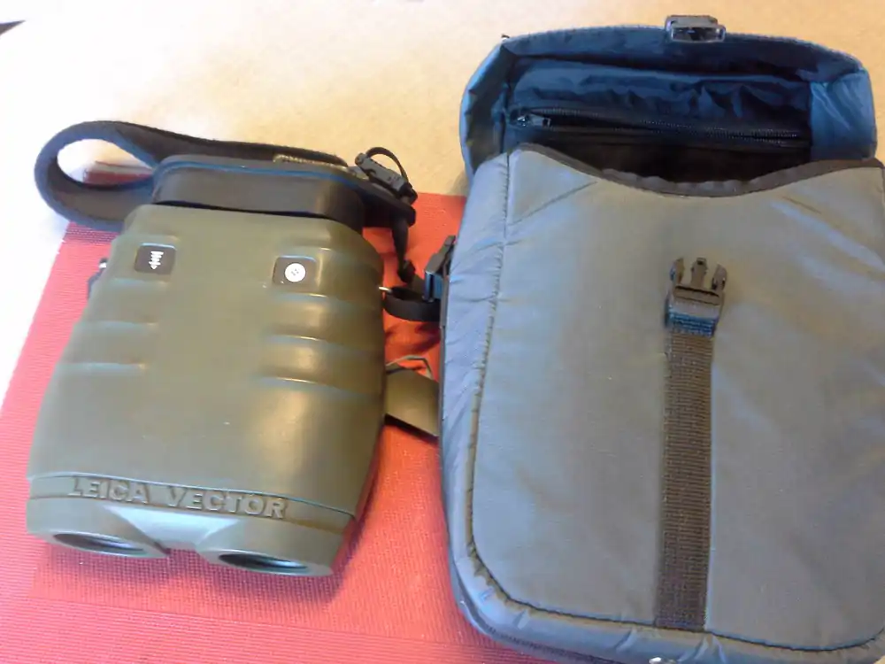 Bundeswehr, Fernglas, Leica Vector Rangefinder Highlight