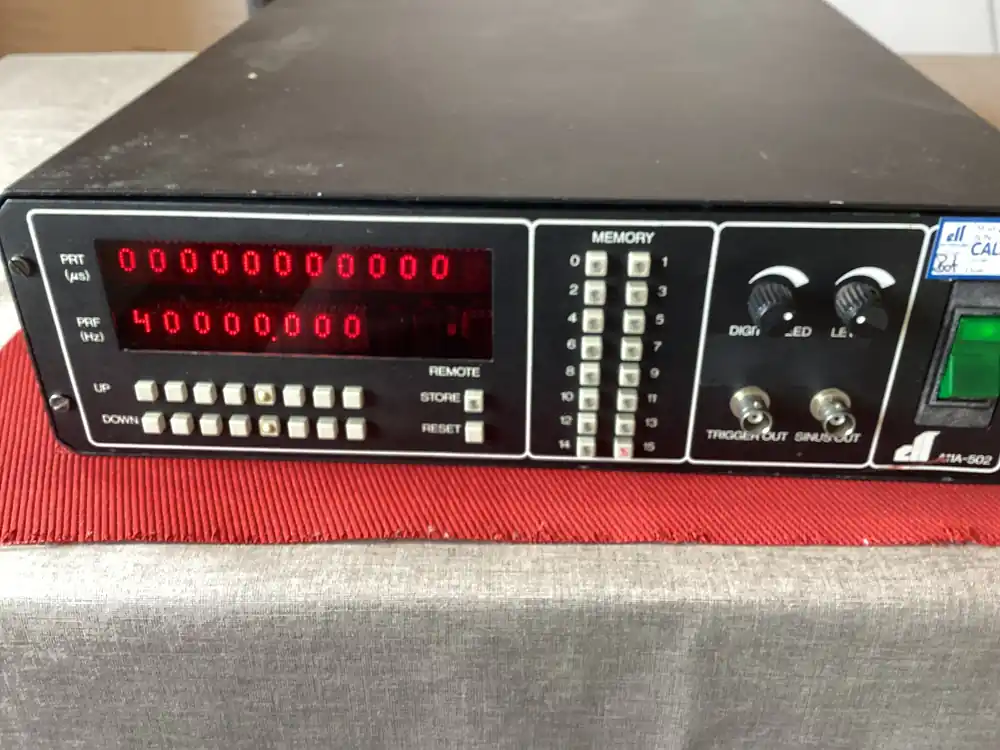Signalgenerator, Time Synthesizer Elettronica A11A-502 Neuheit
