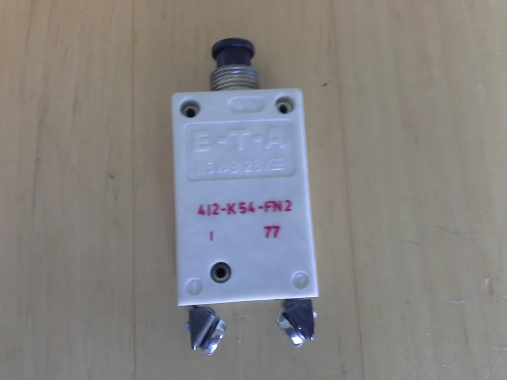 Markenware E-T-A Schutzschalter 1A-412-K54-FN2