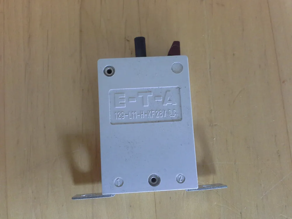 E-T-A Schutzschalter 10A - 129-L11-H-KF28V Sonderangebot