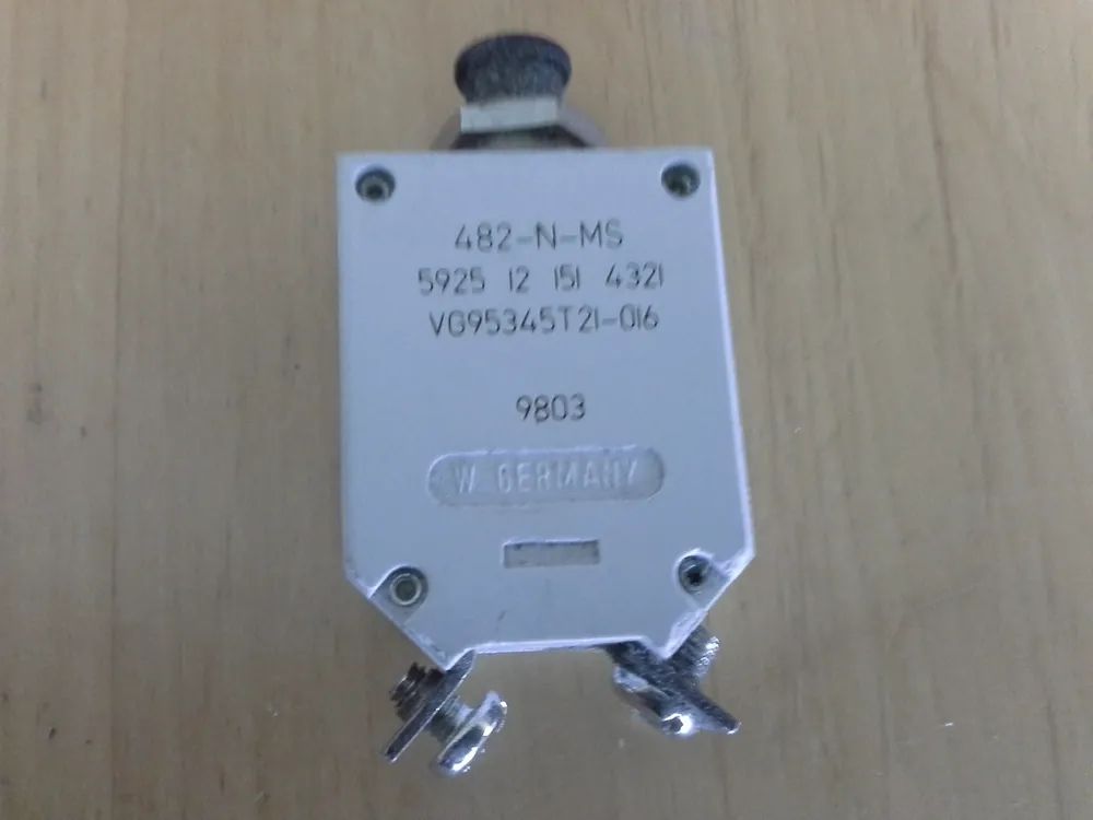E-T-A Schutzschalter 10A - 482-N-MS Expressversand