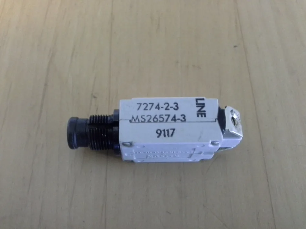 Zertifiziert Klixon Schutzschalter 3A - 7274-2-3 MS26574-3