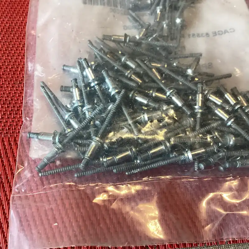 Flugzeug, 100 x Rivet Blind, Blindnieten NAS9310M-4-02 Garantierte Lieferung