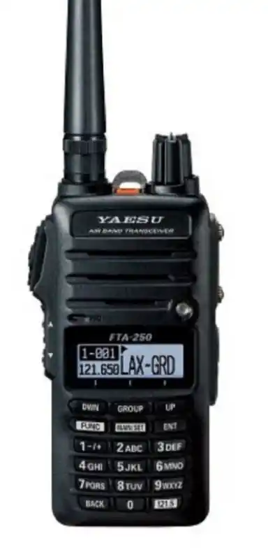 Top-Angebot Handfunkgerät YAESU FTA-250L 8.33kHz (COM)