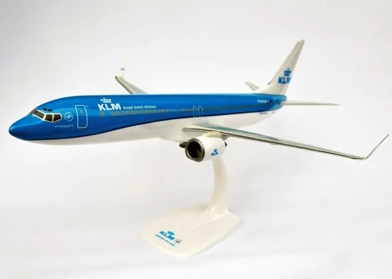 Direktkauf KLM Boeing 737-900 1:100