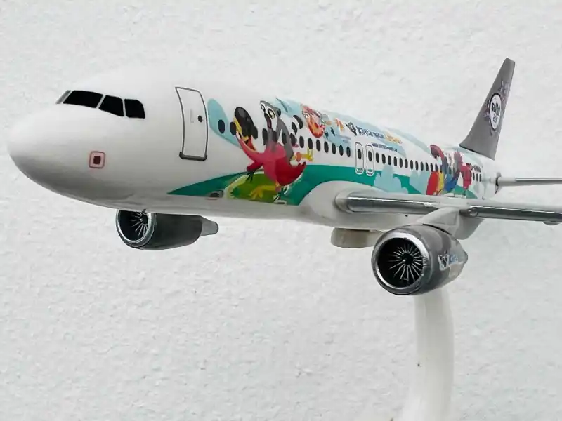 Top-Seller SUNDAIR Airbus A320-200