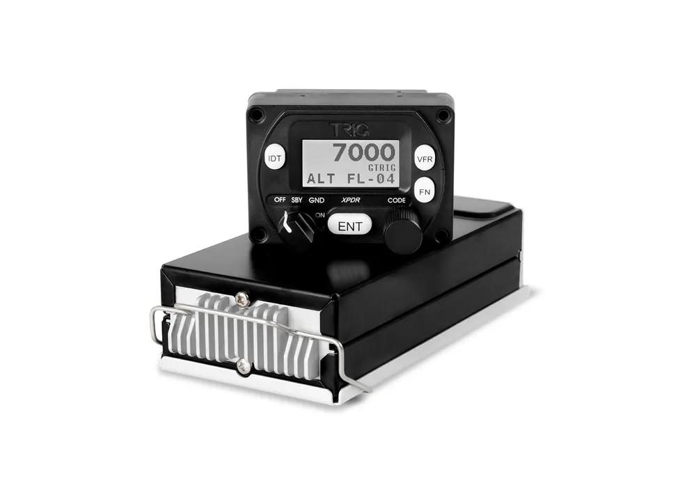 Trig Transponder TT23 Class 1, inkl. Installation-Kit Sale